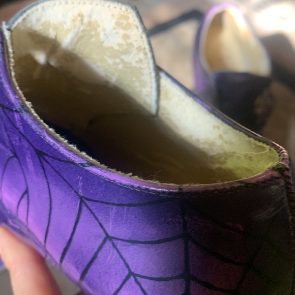 Underground Shoes, Size 4, Purple Spiderweb Platform Heels - Picture 5 of 6